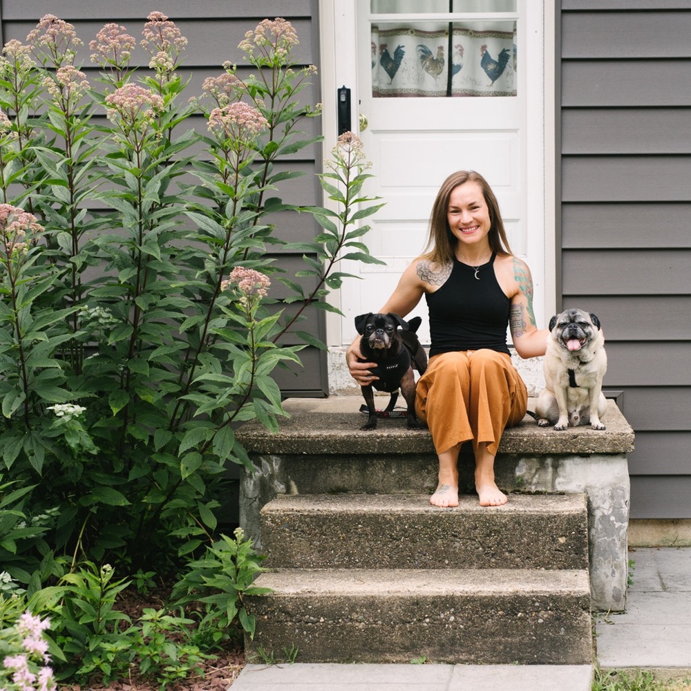 Meet your Posher, Caitlin